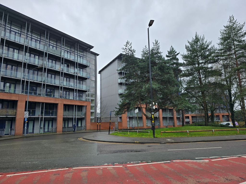 Property photo 3 of 13