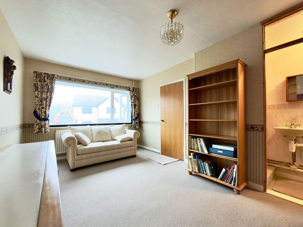 Property photo 3 of 22