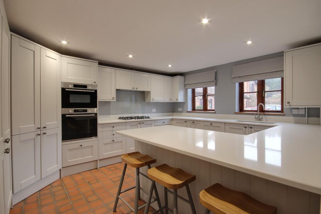 Property photo 2 of 13 Kitchen