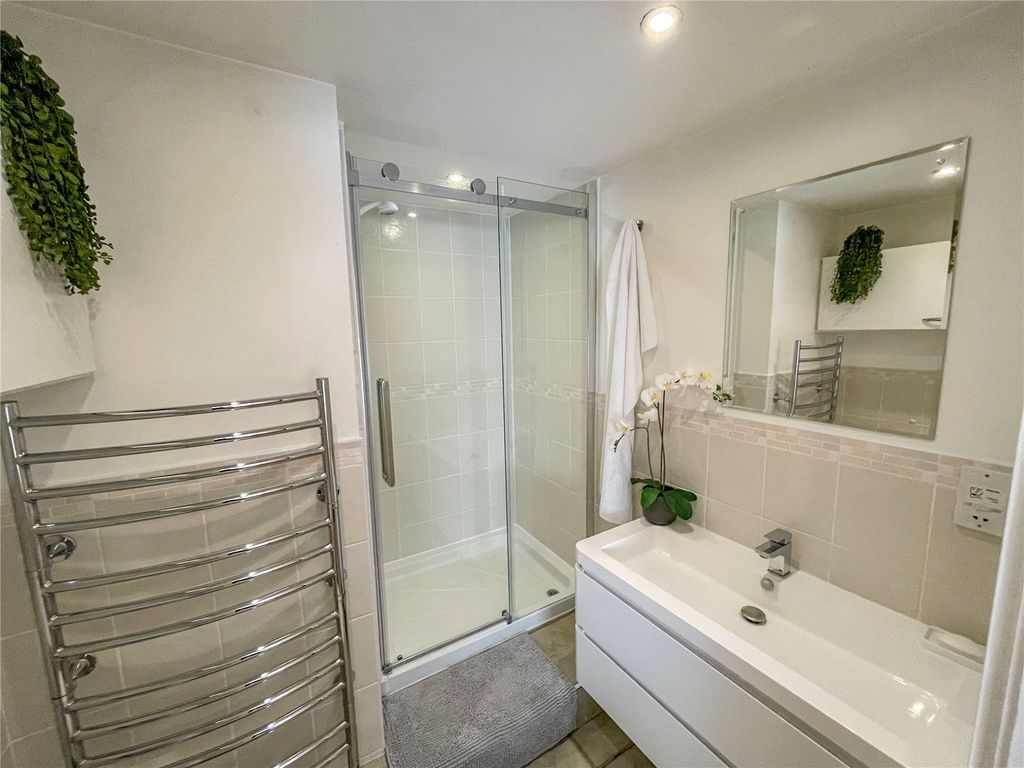 Additional image 11 of 3 bed flat for saleAlexander Court, Dee Lane, Chester, Cheshire CH3