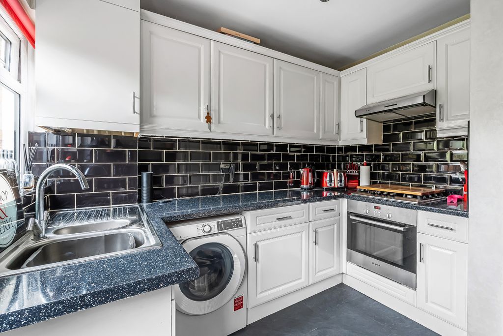 Property photo 3 of 21 Photo 3