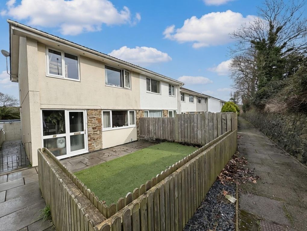 Property photo 1 of 15 Front