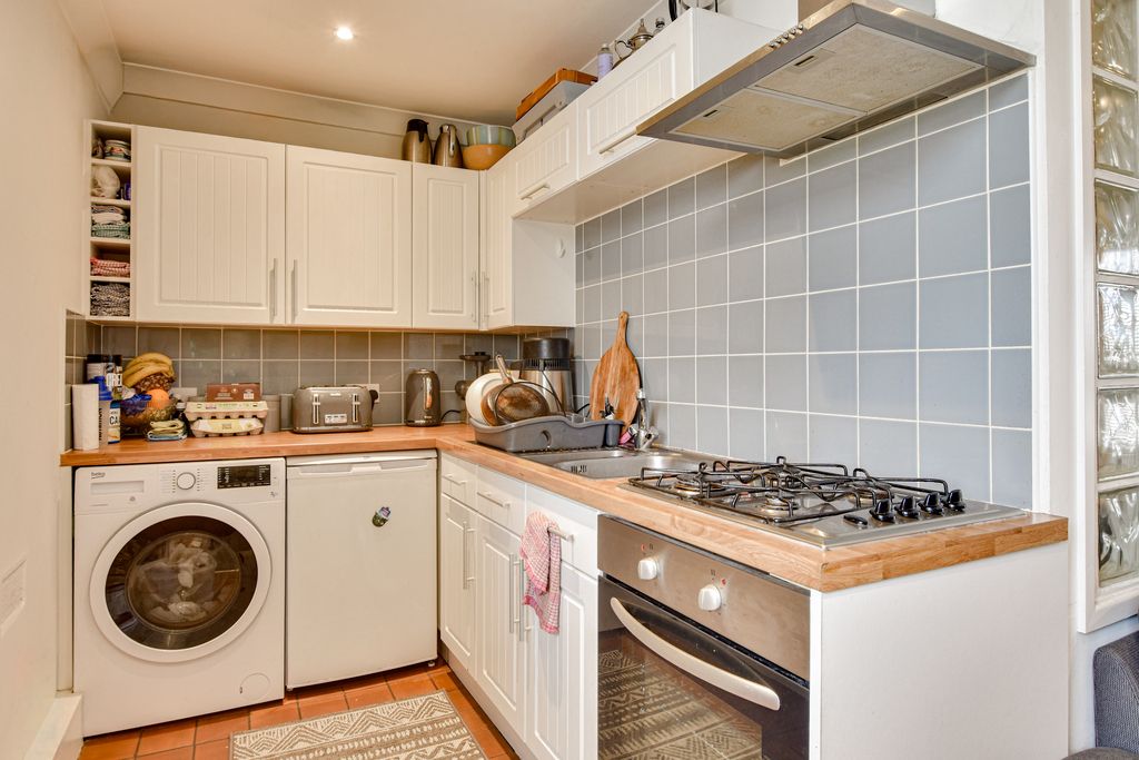 Property photo 3 of 9 Dsc_0057-Dsc_0059