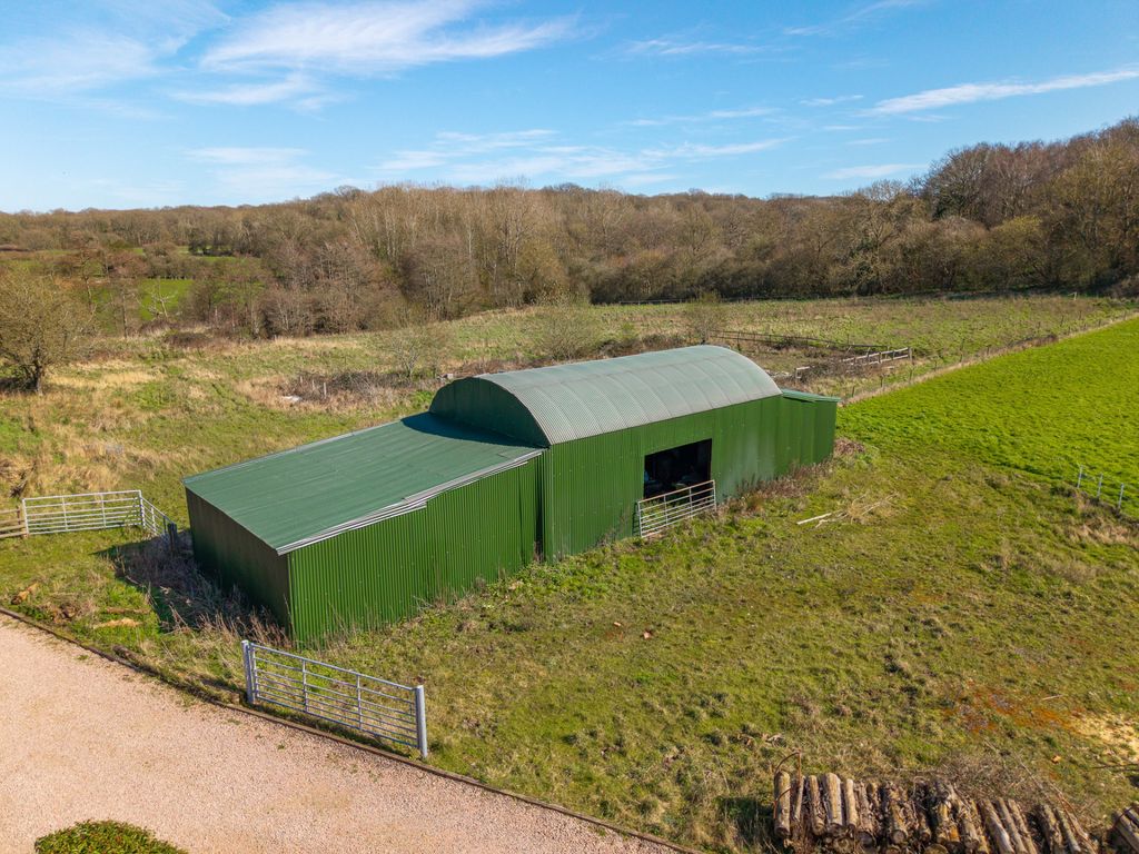 Property photo 2 of 9