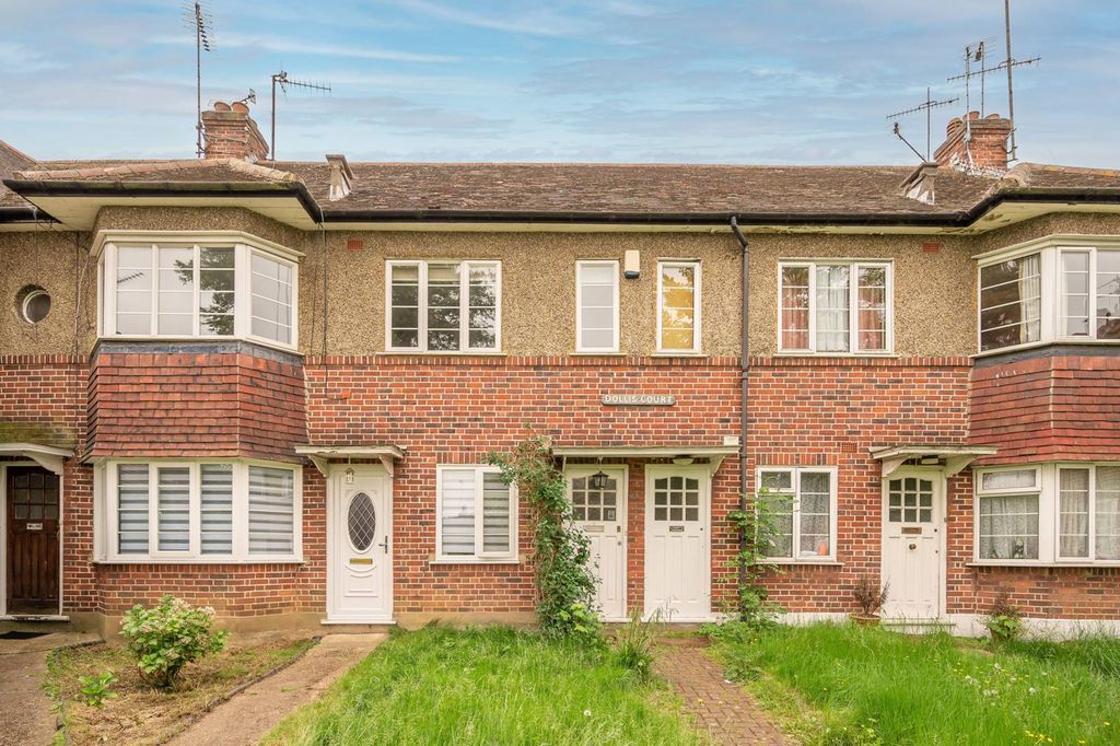 Property photo 1 of 10