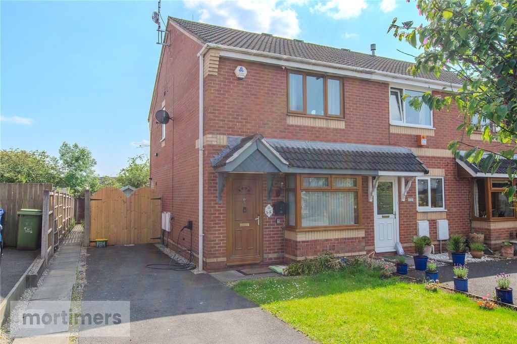 Property photo 1 of 17 Front External