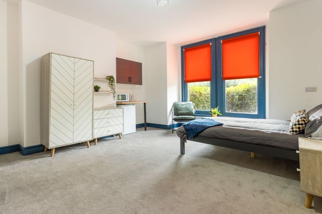 Property photo 3 of 30