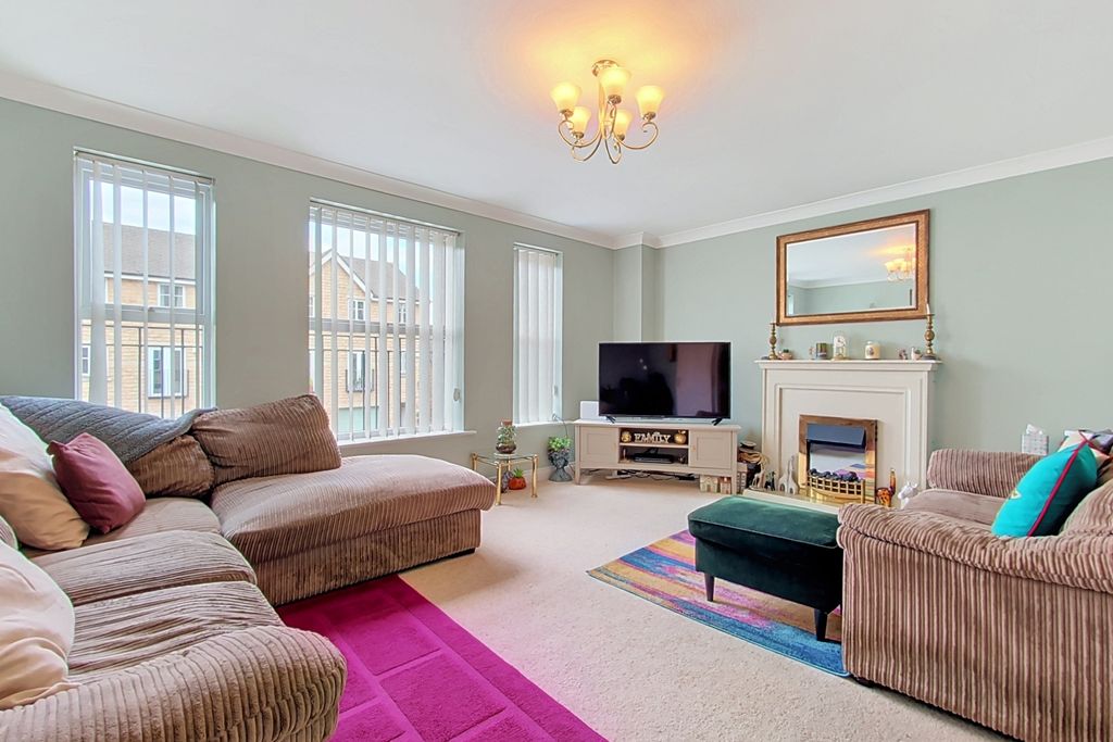 Property photo 2 of 21 Prospect Way Ewemove Bailiff Bridge (10)