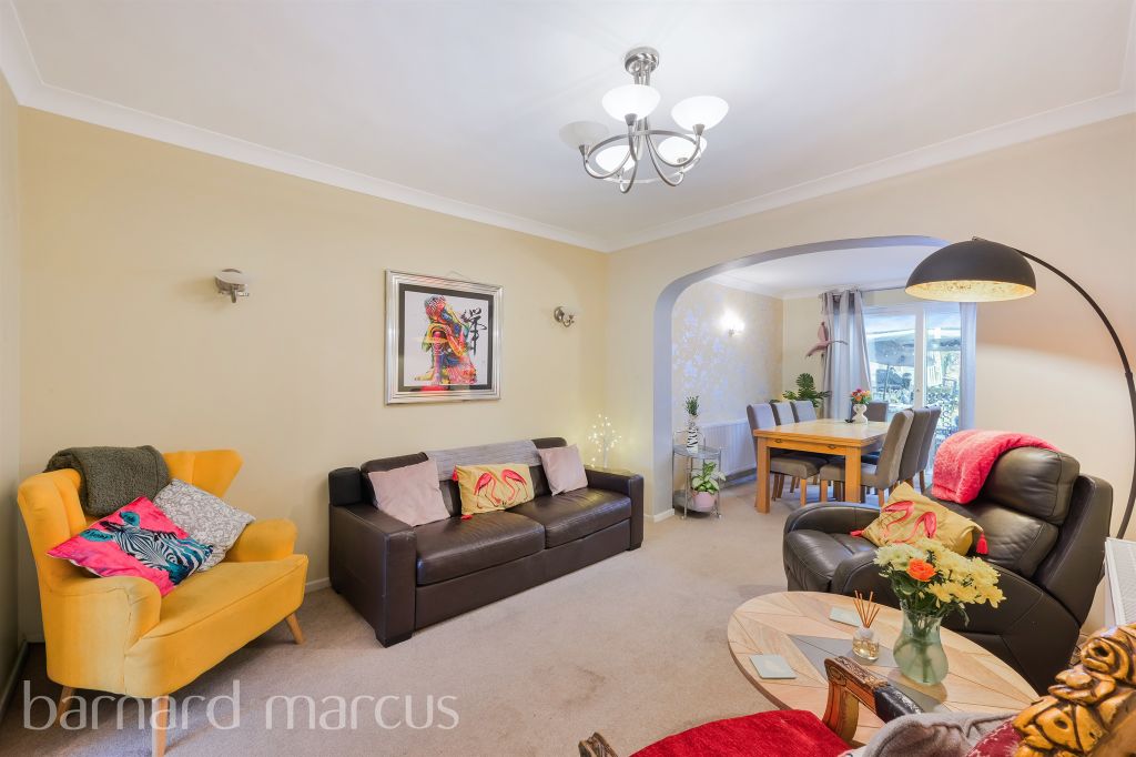 Property photo 3 of 19