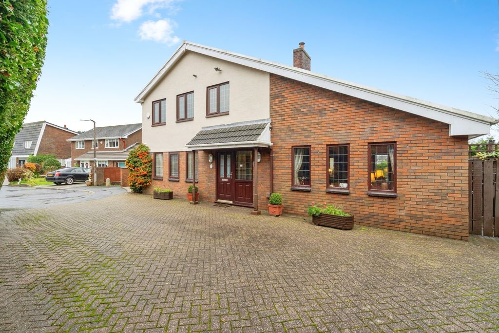 Property photo 1 of 26 Pbox-Img.Jpg