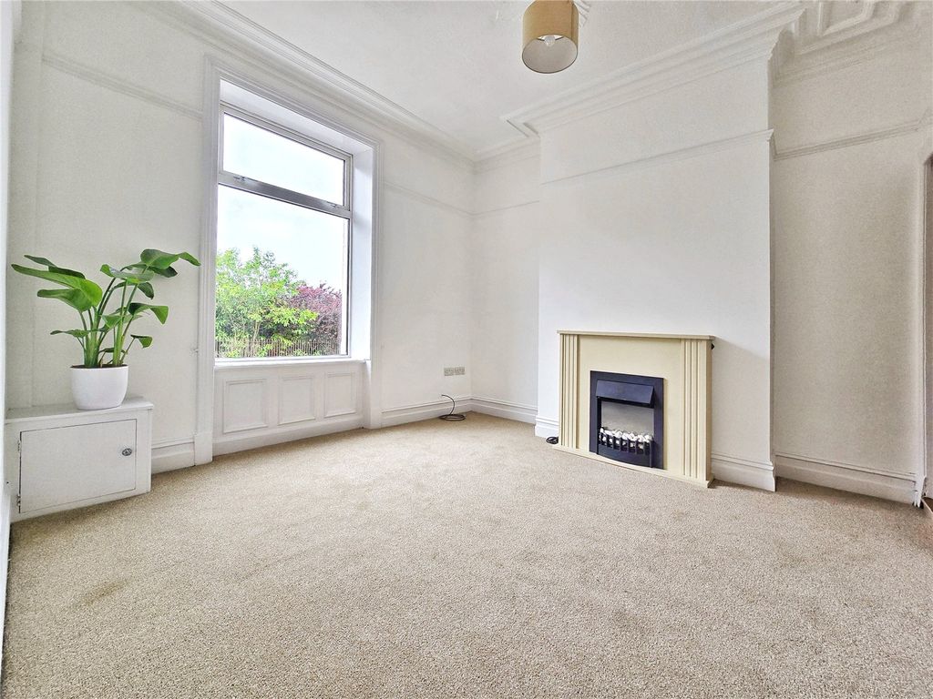 Property photo 2 of 19 Front Reception Room