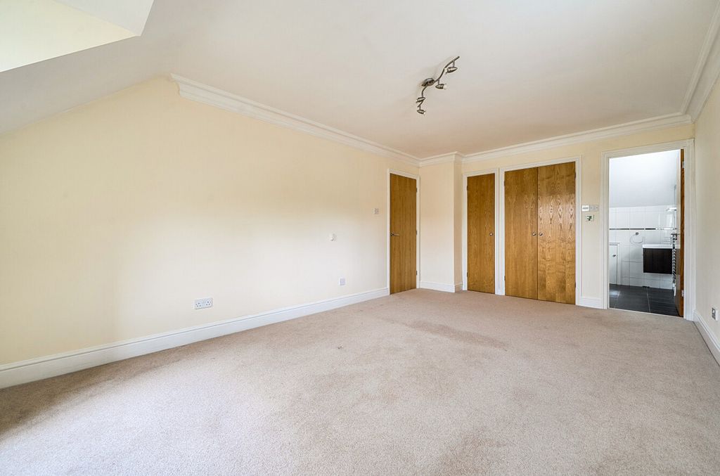 Additional image 11 of 2 bed flat for saleAndrews Reach, Bourne End SL8