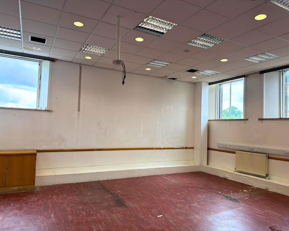 Property photo 1 of 4
