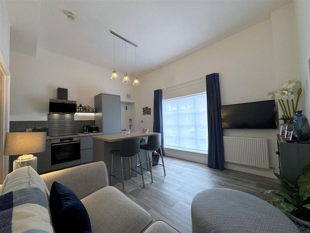 Property photo 1 of 14 2.Jpg