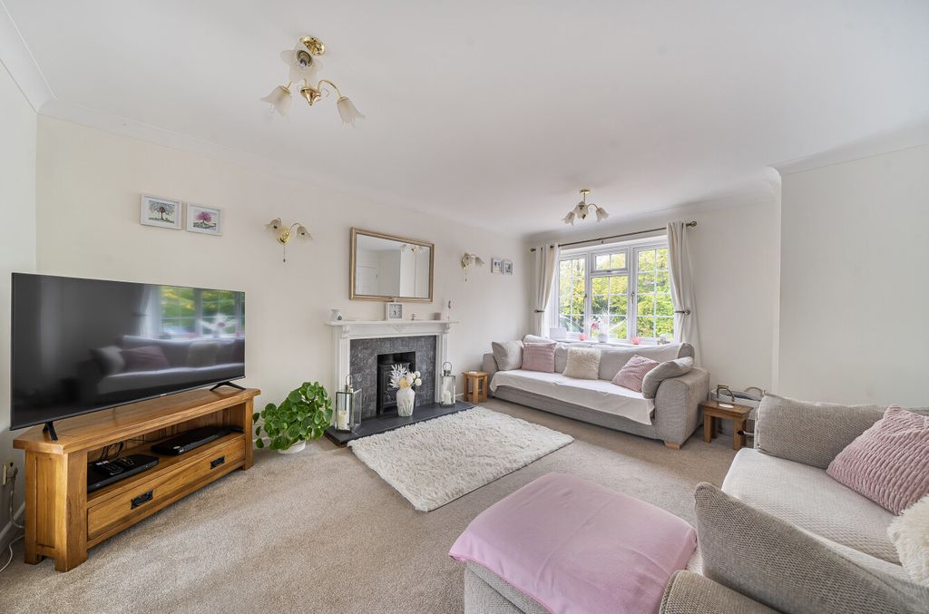 Property photo 2 of 15 1530631-26-6Acd13...