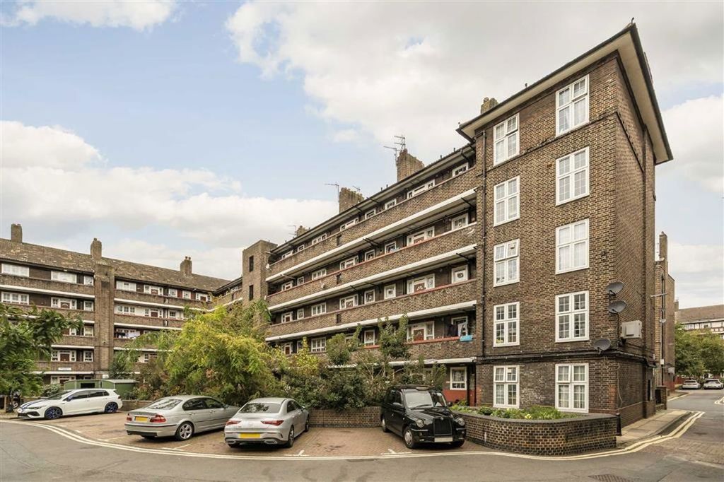 Property photo 1 of 6