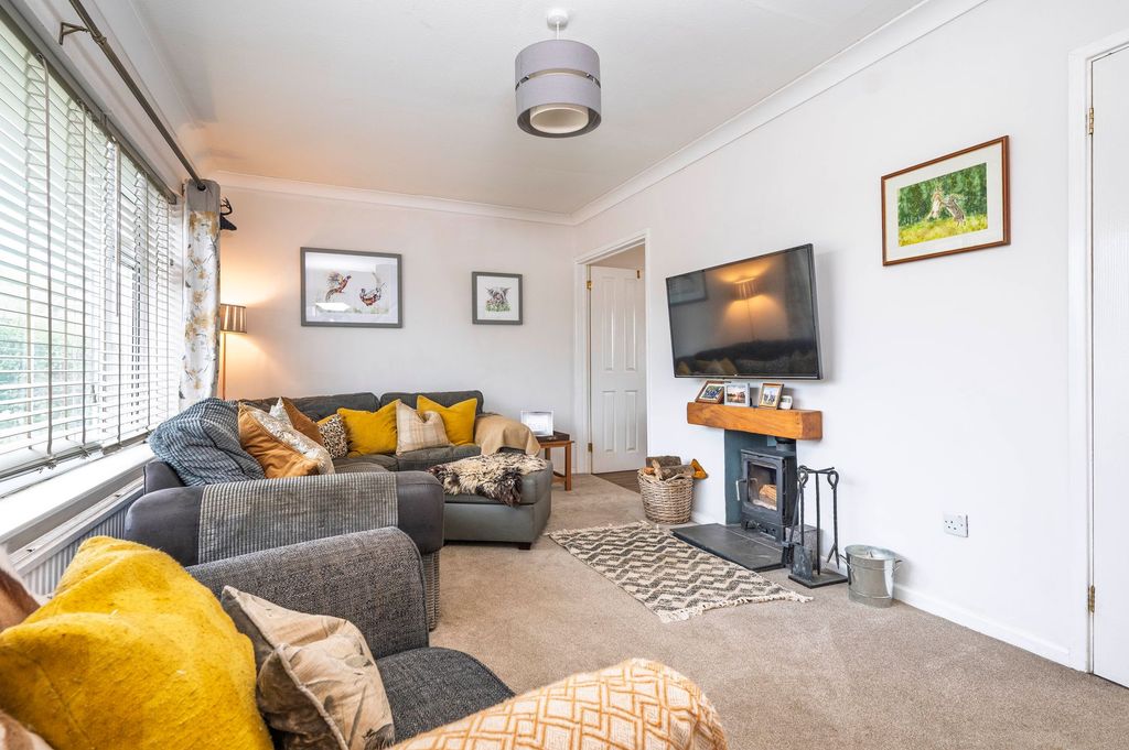 Property photo 2 of 19 Living Room