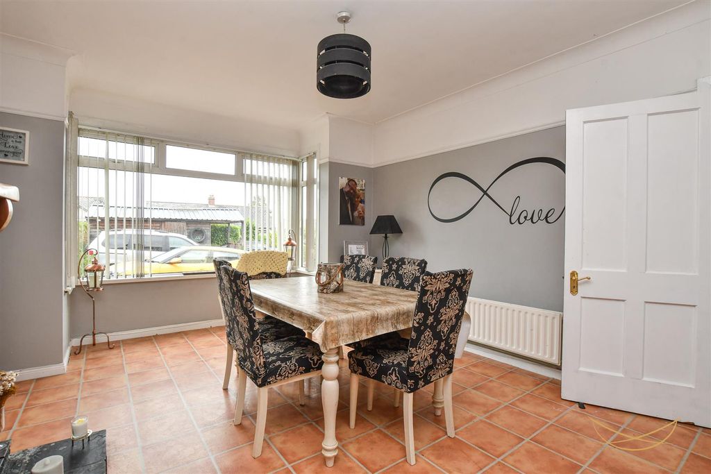 Additional image 6 of 4 bed semi-detached house for saleStation Road, Greenisland BT38