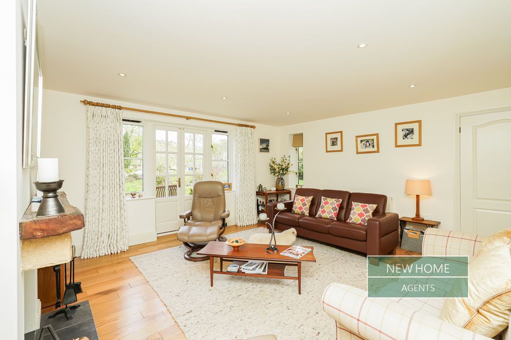 Property photo 3 of 49 Photo 33