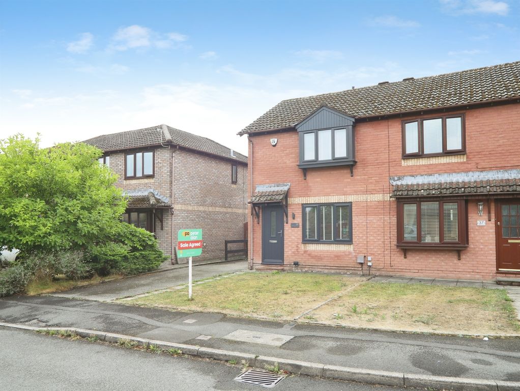 Property photo 2 of 14