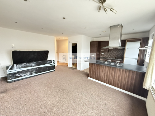 Property photo 3 of 13 Gallery