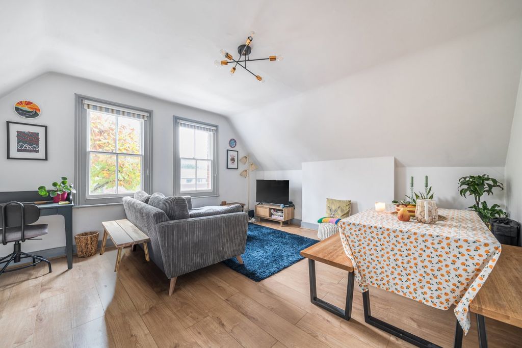 Property photo 3 of 19 Picture No. 63