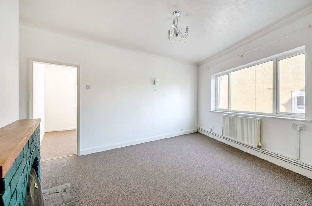 Property photo 3 of 17 1469037-4-6A17537...