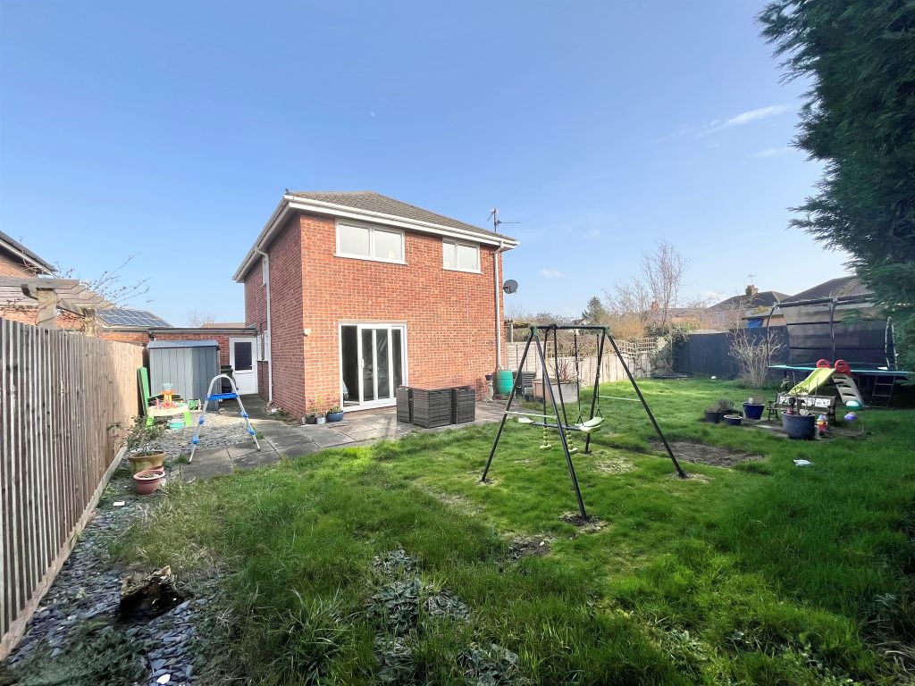 Property photo 3 of 17