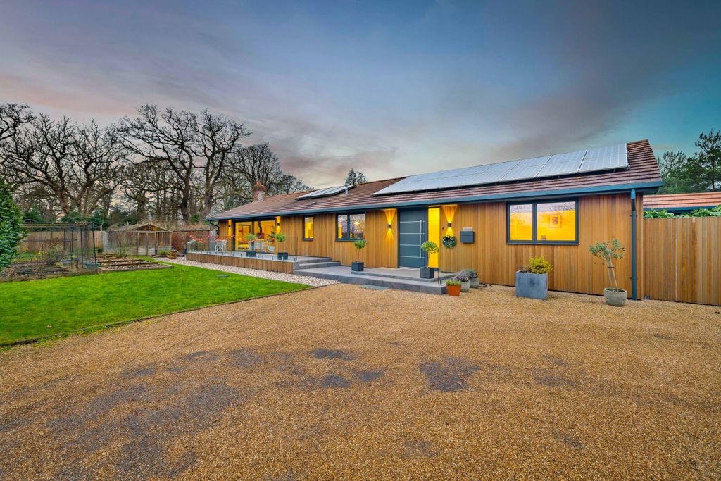 Property photo 1 of 46 Twilights7.Jpg