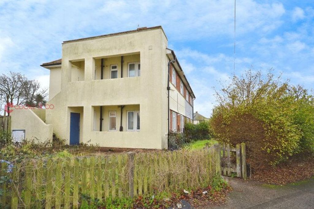 Property photo 1 of 9