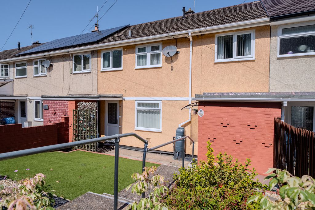 Property photo 1 of 34