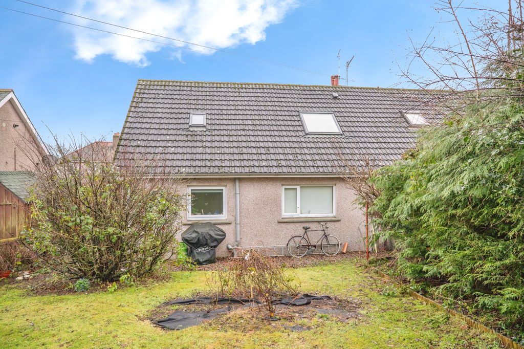 Property photo 2 of 15 Rear View