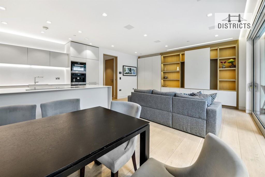 Property photo 1 of 18 Tudor House (16).Jpg