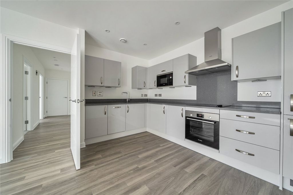 Property photo 3 of 9 Picture No. 21