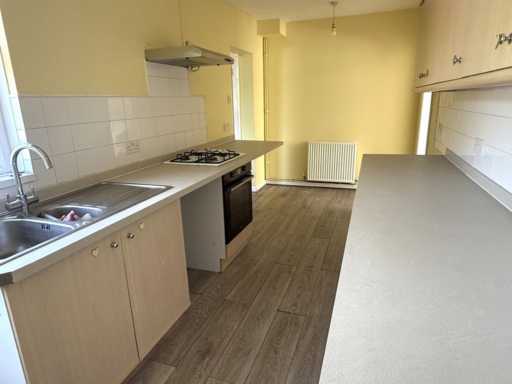 Property photo 3 of 11 Not Specified