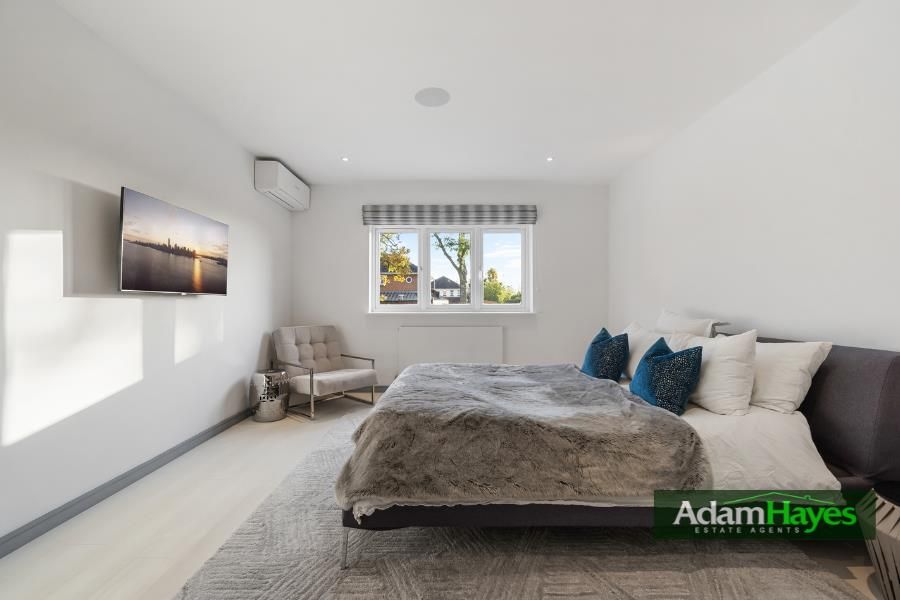 Property photo 3 of 24 8.Png