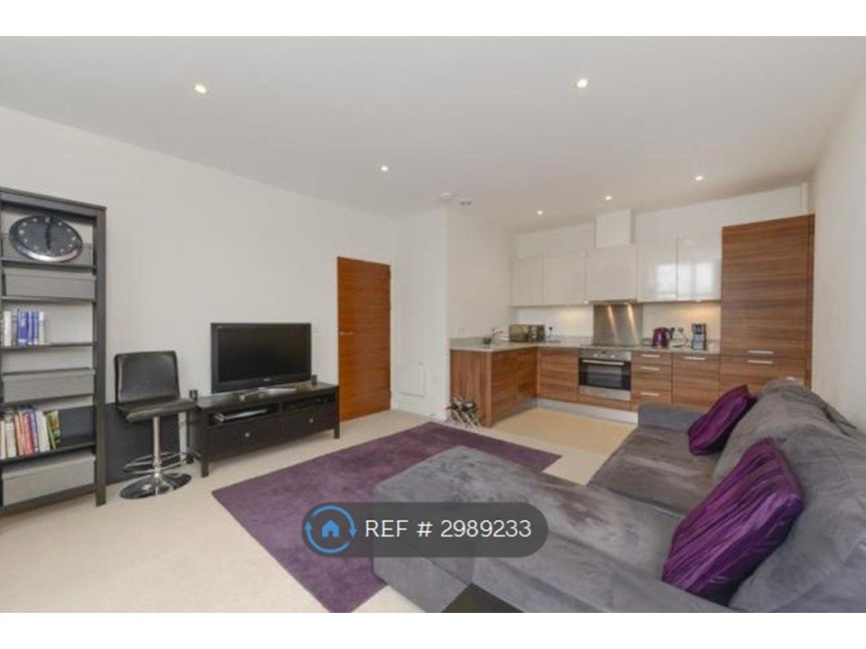 Property photo 1 of 9