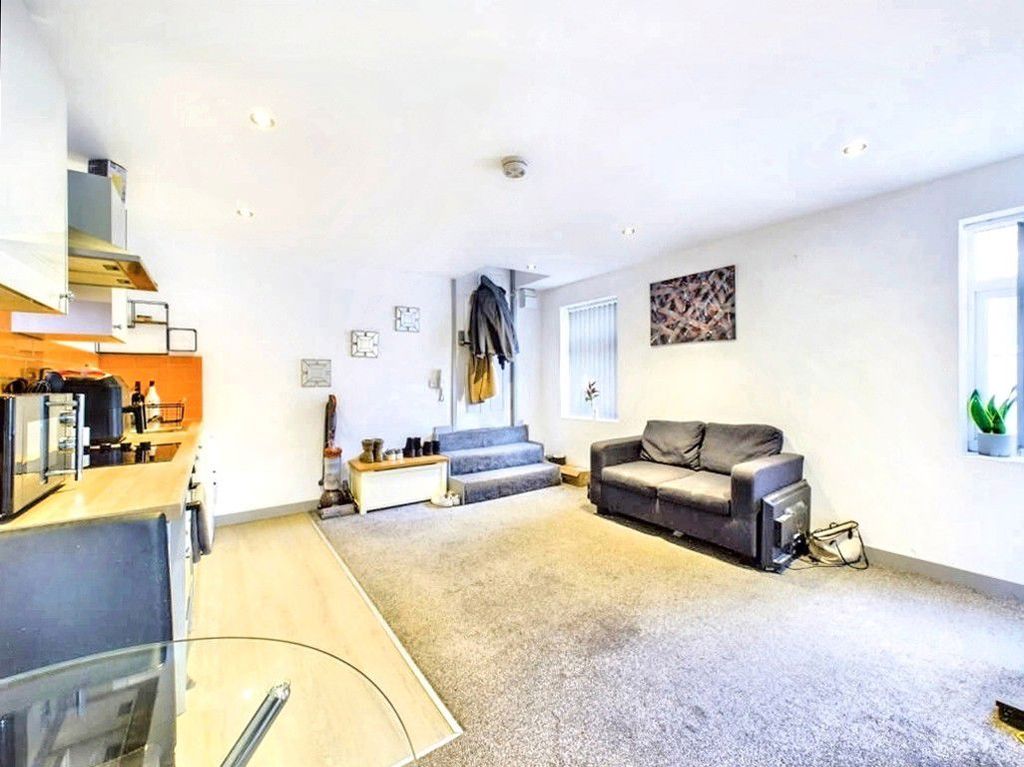 Property photo 1 of 5