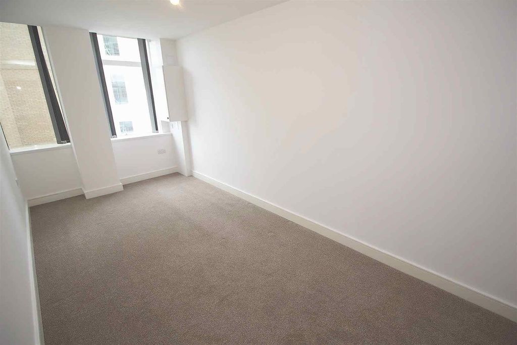 Property photo 3 of 7 Bedroom1.Jpg