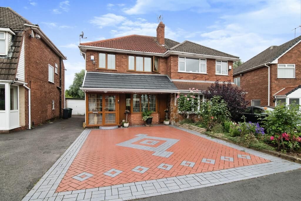 Property photo 1 of 15