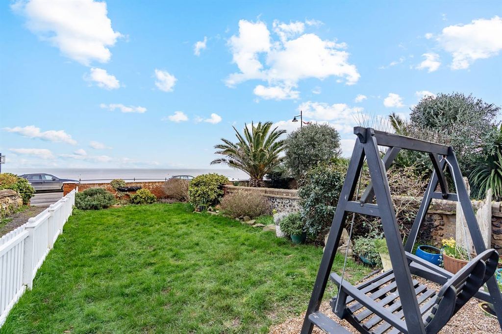 Property photo 2 of 29