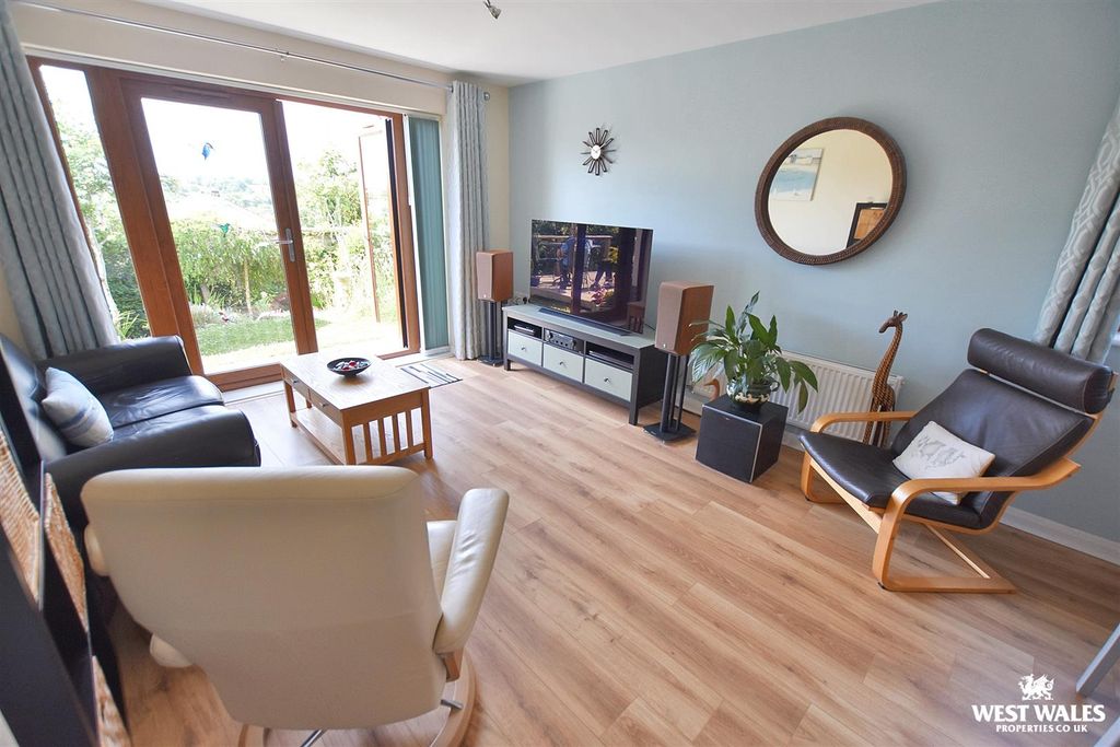 Property photo 2 of 16 6 (46).Jpg