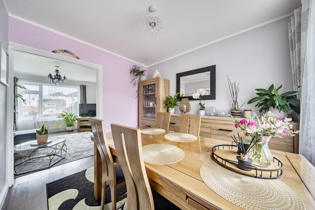 Property photo 3 of 11 14356901169c6Befe0442c