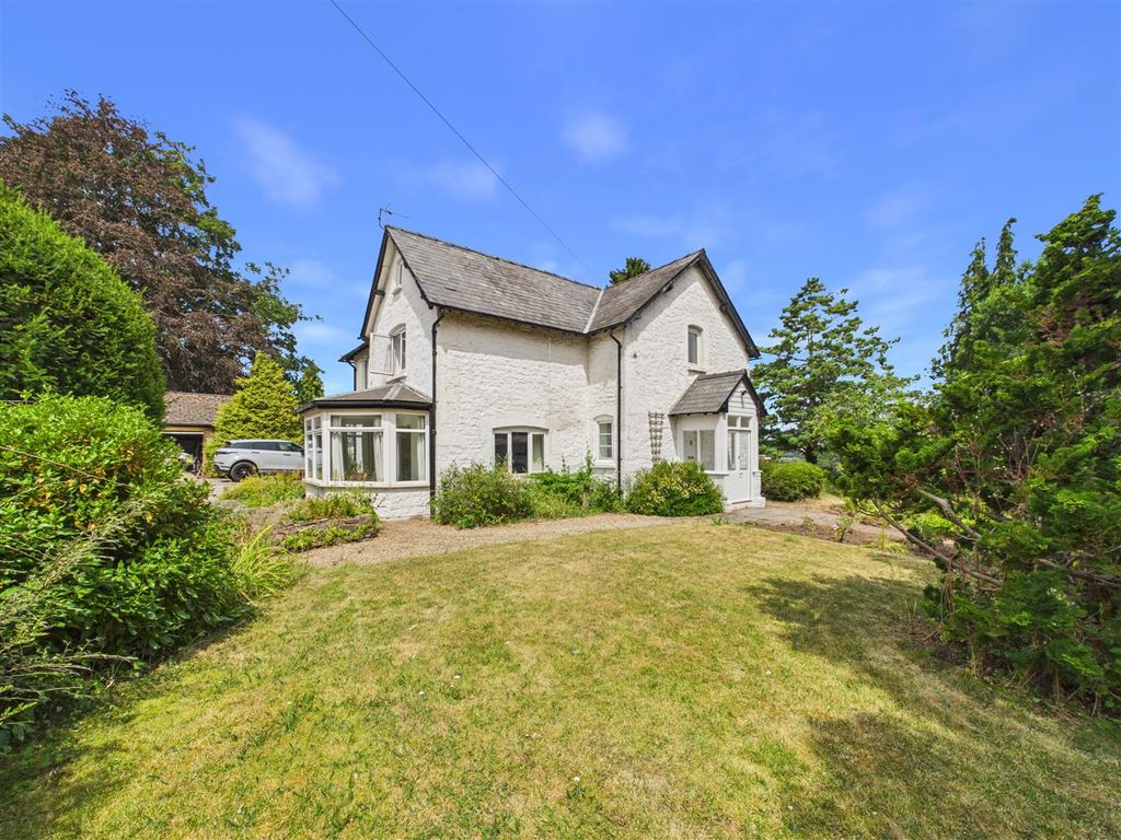 Property photo 1 of 41 Cam01854G0-Pr0147-Still003.Jpg