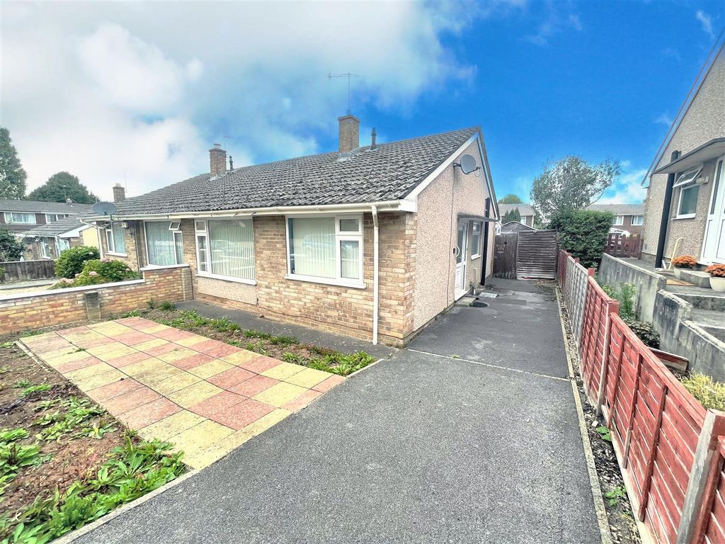Property photo 1 of 13 Front