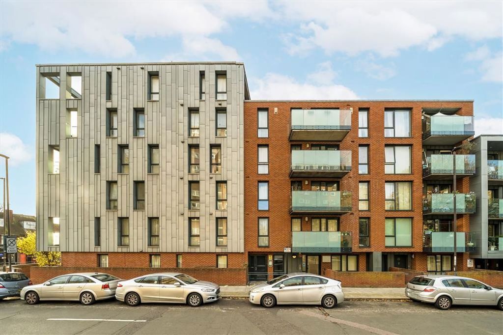 Property photo 1 of 6