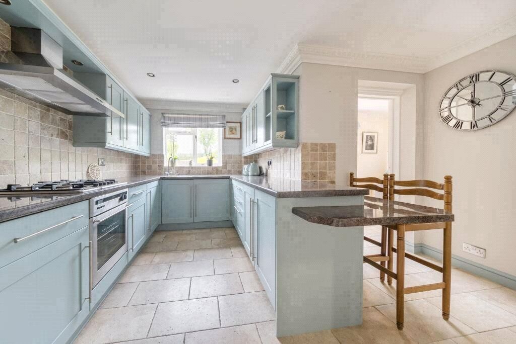 Property photo 2 of 19 Picture No. 20