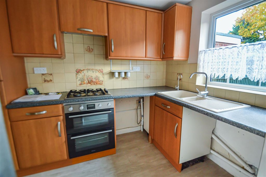 Property photo 3 of 11 25_67139.Jpg