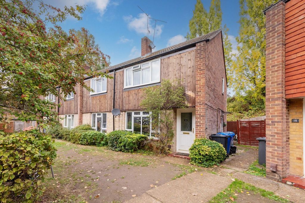 Property photo 1 of 12