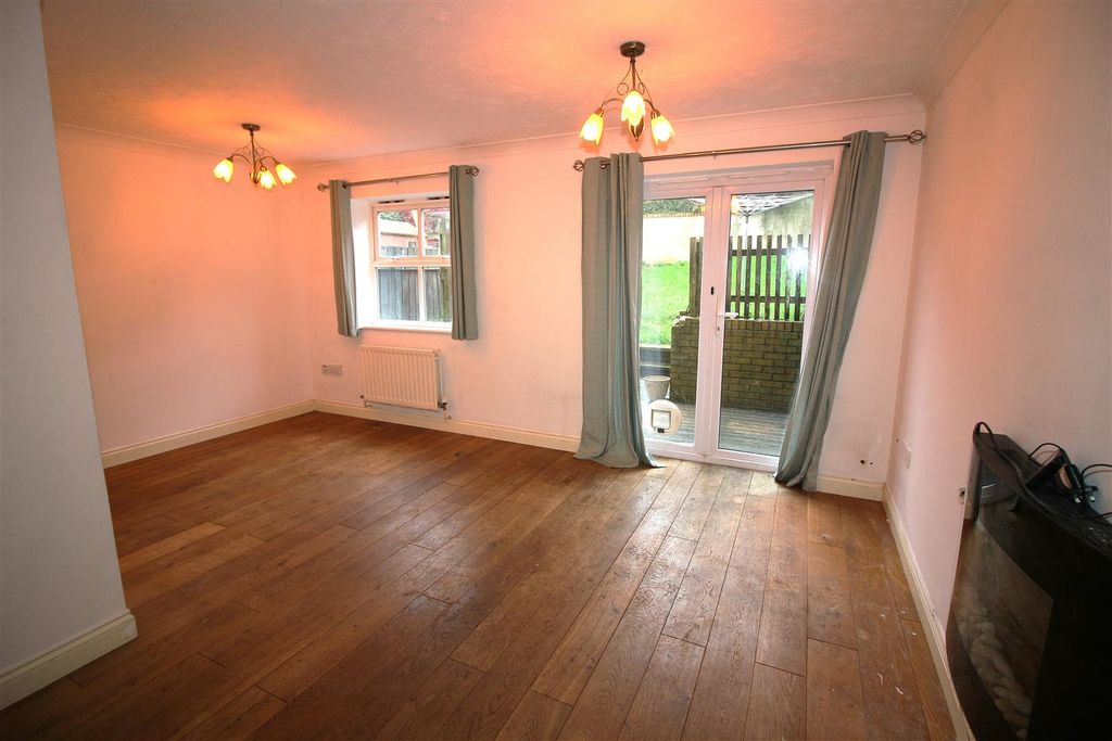 Property photo 2 of 17 Img_0724.Jpg